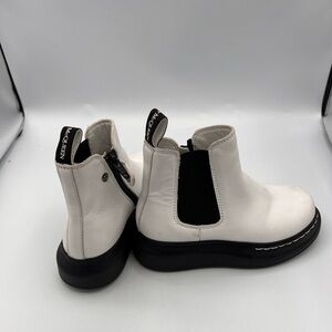 Alexander McQueen White Kids Boots